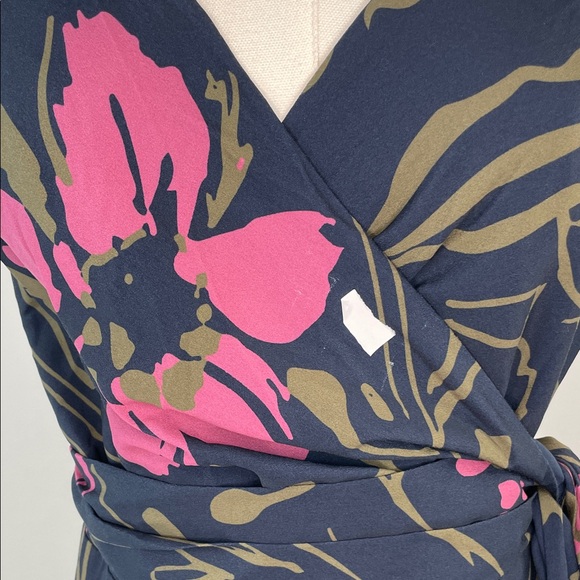 Slate & Willow Floral Wrap Gown, L - Picture 5 of 16